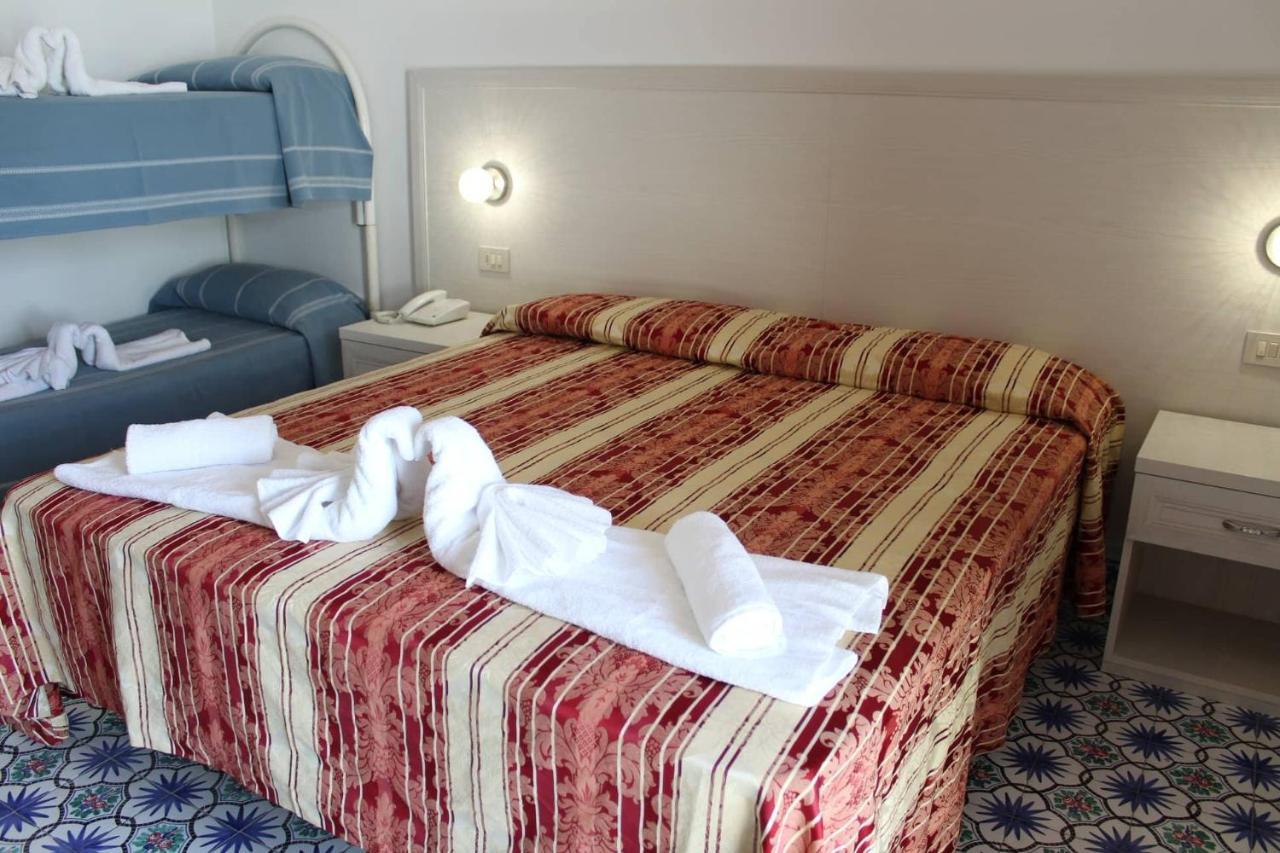 Hotel Al Bosco Forio di Ischia Exteriör bild